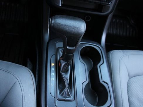Used 2019 Chevrolet Colorado W/T w/ WT Convenience Package RWD image 8