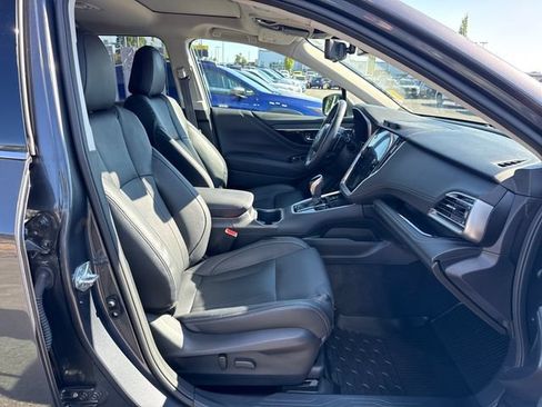 Used 2024 Subaru Outback Touring AWD/4WD image 9