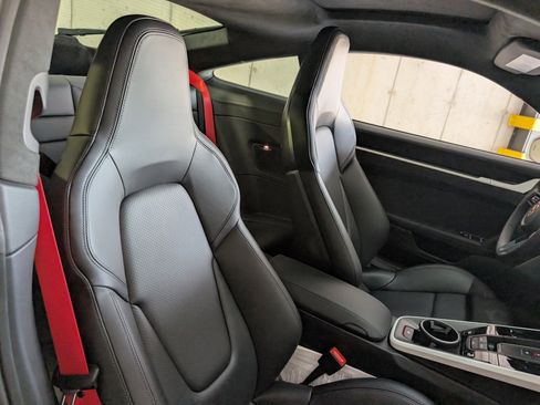 Used 2025 Porsche 911 Carrera 4 GTS image 20