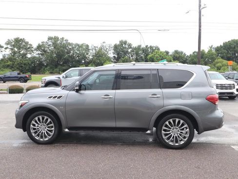 Used 2017 INFINITI QX80 4WD w/ Driver Assistance Package image 8