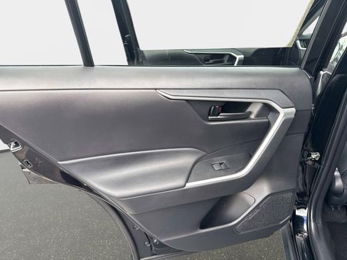 Used 2025 Toyota RAV4 LE FWD image 11