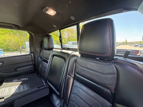 Certified 2025 Nissan Frontier PRO-4X w/ Pro Premium Package AWD/4WD image 19