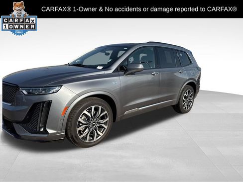 Used 2021 Cadillac XT6 Sport w/ Platinum Package AWD/4WD image 1