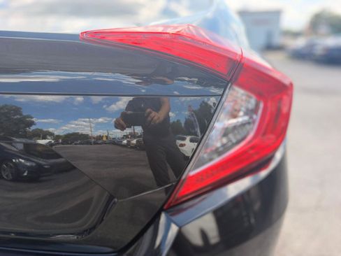 Used 2018 Honda Civic LX image 27