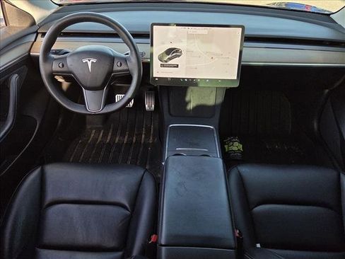 Used 2021 Tesla Model 3 Standard Range Plus image 24
