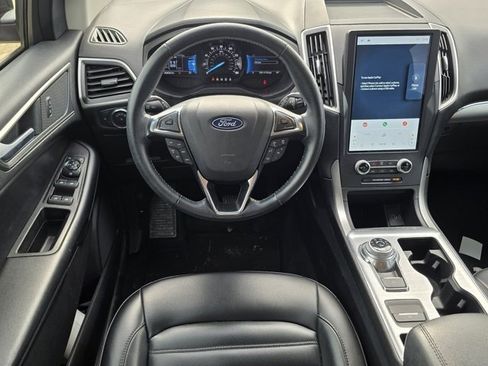 Used 2022 Ford Edge SEL w/ Convenience Package image 19