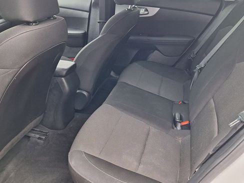 Used 2022 Kia Forte LXS image 11