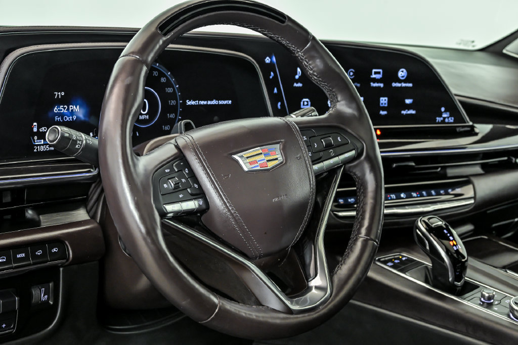 Used 2024 Cadillac Escalade Sport Platinum w/ LPO, ONYX Package AWD/4WD image 16