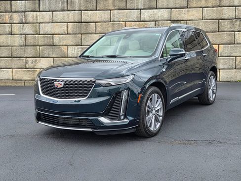Used 2024 Cadillac XT6 Premium Luxury AWD/4WD image 1