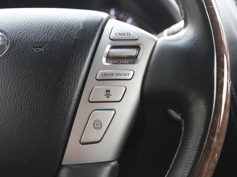 Used 2017 INFINITI QX80 4WD w/ Driver Assistance Package image 27