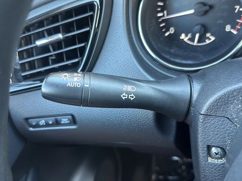 Used 2021 Nissan Rogue Sport S AWD/4WD image 24