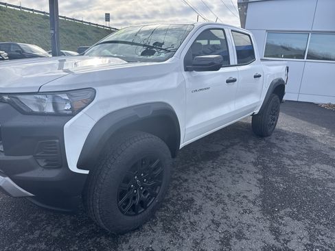 New 2026 Chevrolet Colorado Trail Boss AWD/4WD image 13