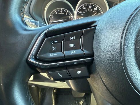 Used 2019 MAZDA CX-5 Touring image 22