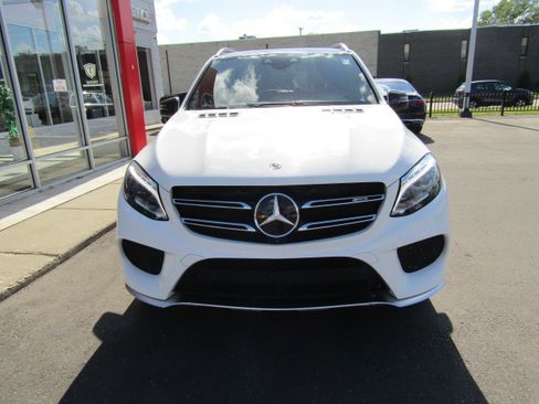 Used 2018 Mercedes-Benz GLE 43 AMG 4MATIC w/ Premium 3 Package image 3