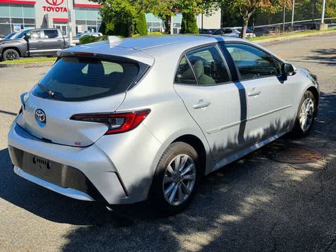 Used 2025 Toyota Corolla SE FWD image 4