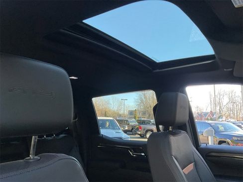 Used 2023 GMC Sierra 1500 AT4 w/ Technology Package image 23