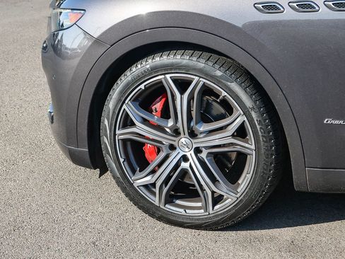 Used 2020 Maserati Levante S GranLusso AWD/4WD image 7