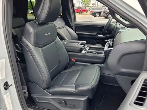 New 2026 Ford Expedition Max Platinum AWD/4WD image 17
