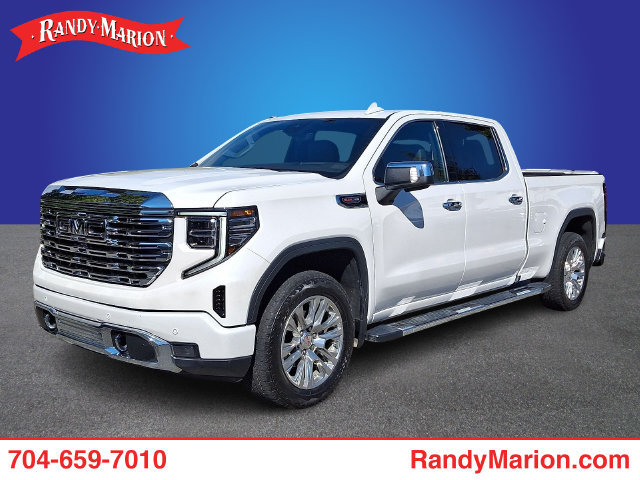 Used 2023 GMC Sierra 1500 Denali w/ Technology Package AWD/4WD image 1