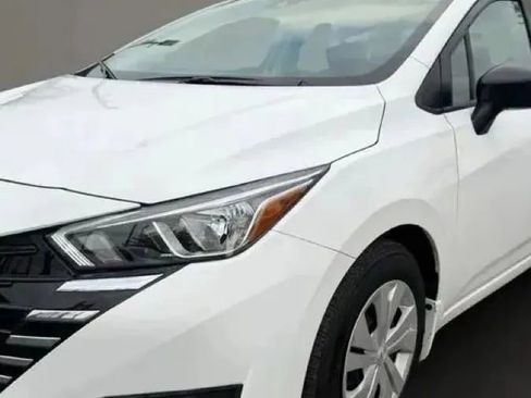 Used 2024 Nissan Versa S w/ Trunk Package image 1