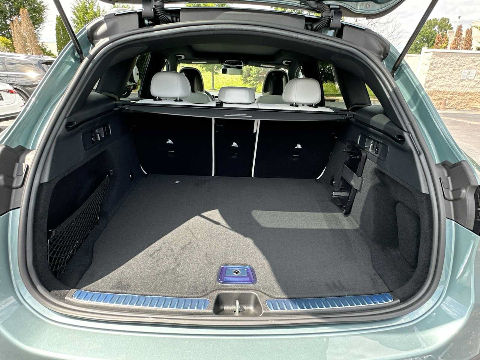 Used 2026 Mercedes-Benz GLC 300 image 27