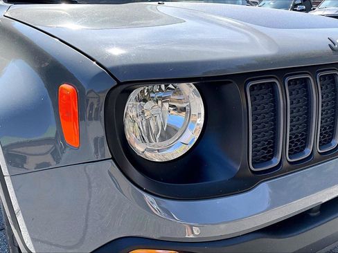Certified 2022 Jeep Renegade Trailhawk w/ Sun/Sound Group AWD/4WD image 29