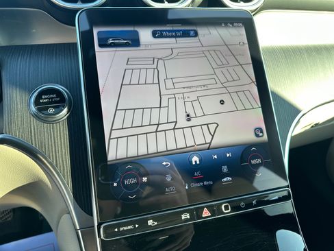 Used 2023 Mercedes-Benz GLC 300 4MATIC image 21