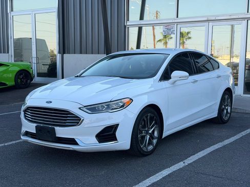 Used 2020 Ford Fusion SEL FWD image 2