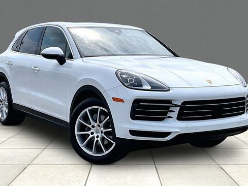 Used 2020 Porsche Cayenne AWD/4WD image 12