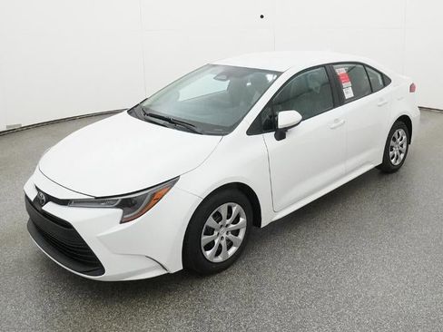 New 2026 Toyota Corolla LE image 1