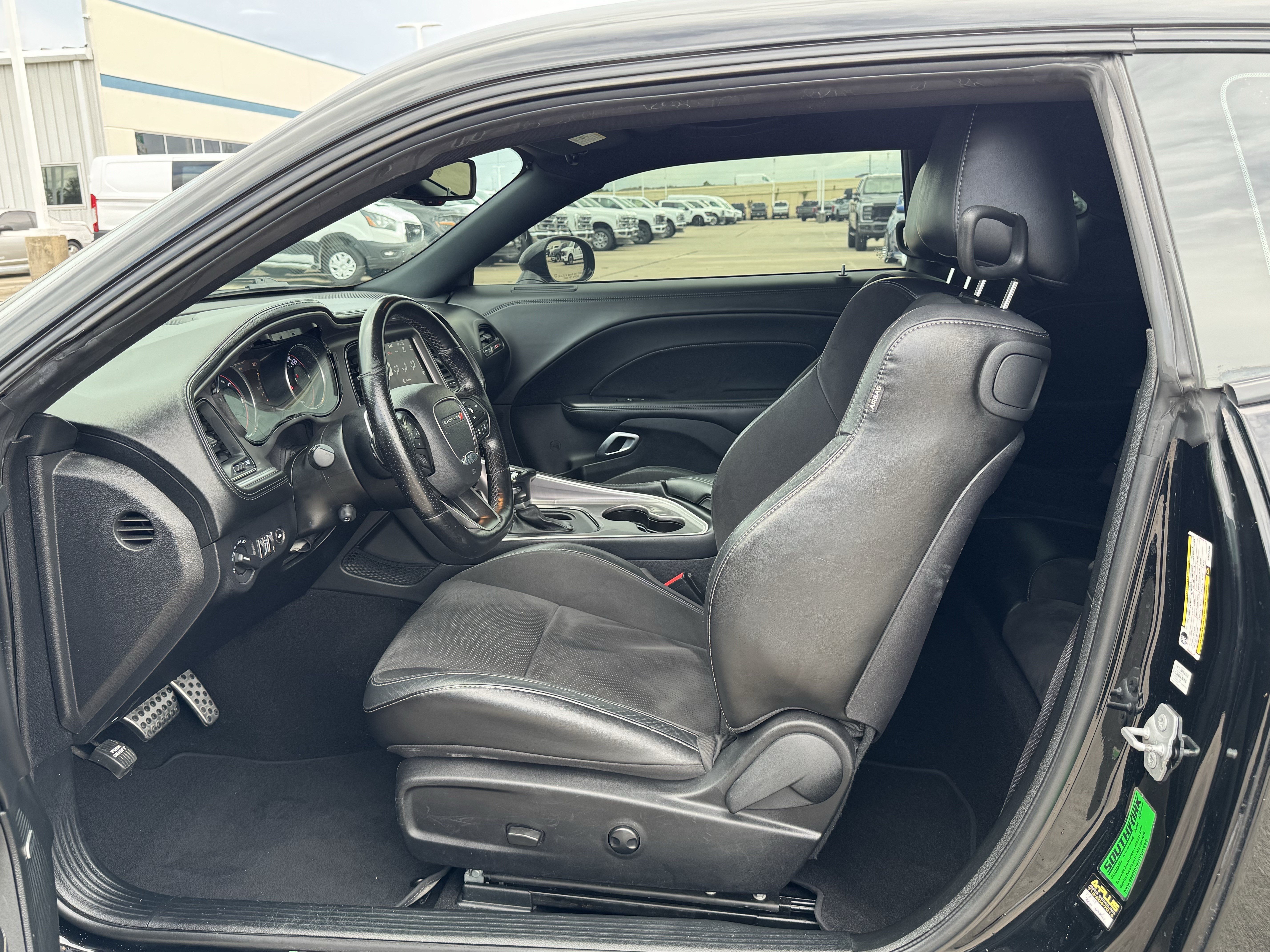 Used 2022 Dodge Challenger R/T Scat Pack RWD image 18