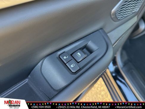 Used 2023 Jeep Grand Cherokee Limited image 28