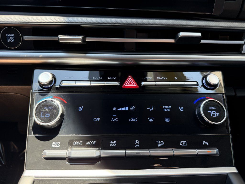Used 2024 Hyundai Santa Fe XRT AWD/4WD image 24