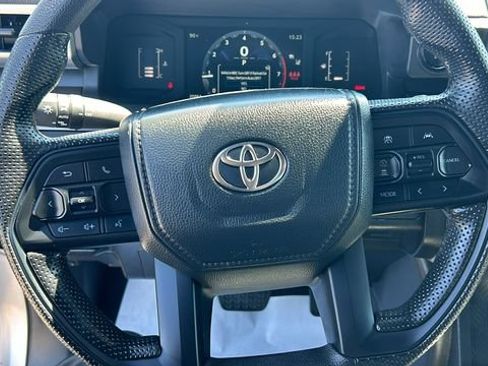 Used 2024 Toyota Tacoma SR5 AWD/4WD image 19
