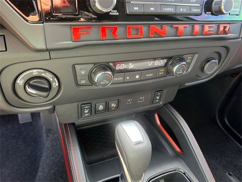 New 2025 Nissan Frontier PRO-4X w/ Pro Convenience Package image 26