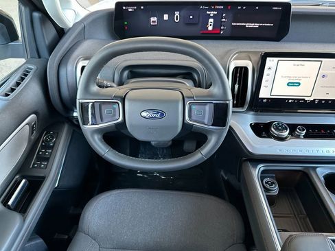 Certified 2025 Ford Expedition Max Active RWD image 13