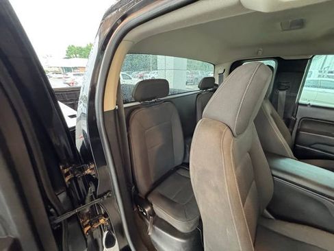 Used 2016 Chevrolet Colorado LT image 25