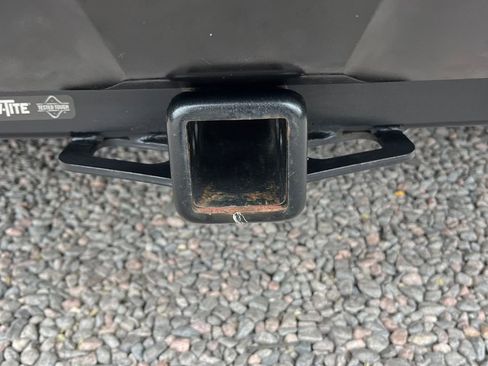 Used 2018 Subaru Forester 2.5i Premium w/ All-Weather Package AWD/4WD image 23