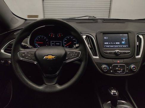 Used 2018 Chevrolet Malibu LS FWD image 22