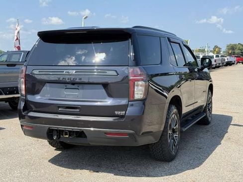 Used 2022 Chevrolet Tahoe Z71 w/ Luxury Package AWD/4WD image 5