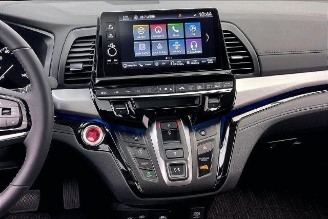 Certified 2026 Honda Odyssey Touring image 6