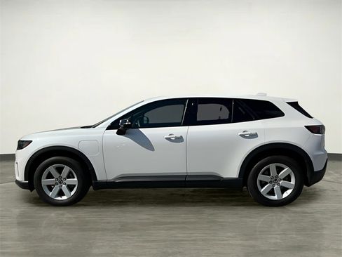 Certified 2024 Honda Prologue EX image 3