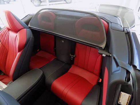 Used 2021 Lexus LC 500 Convertible image 36