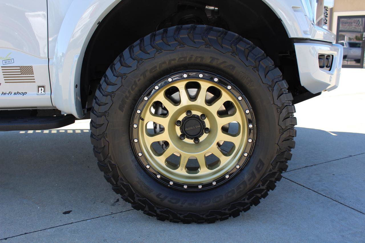 Used 2023 Ford F150 Raptor w/ Equipment Group 802A Raptor R AWD/4WD image 40