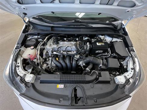 Used 2020 Toyota Corolla LE FWD image 30