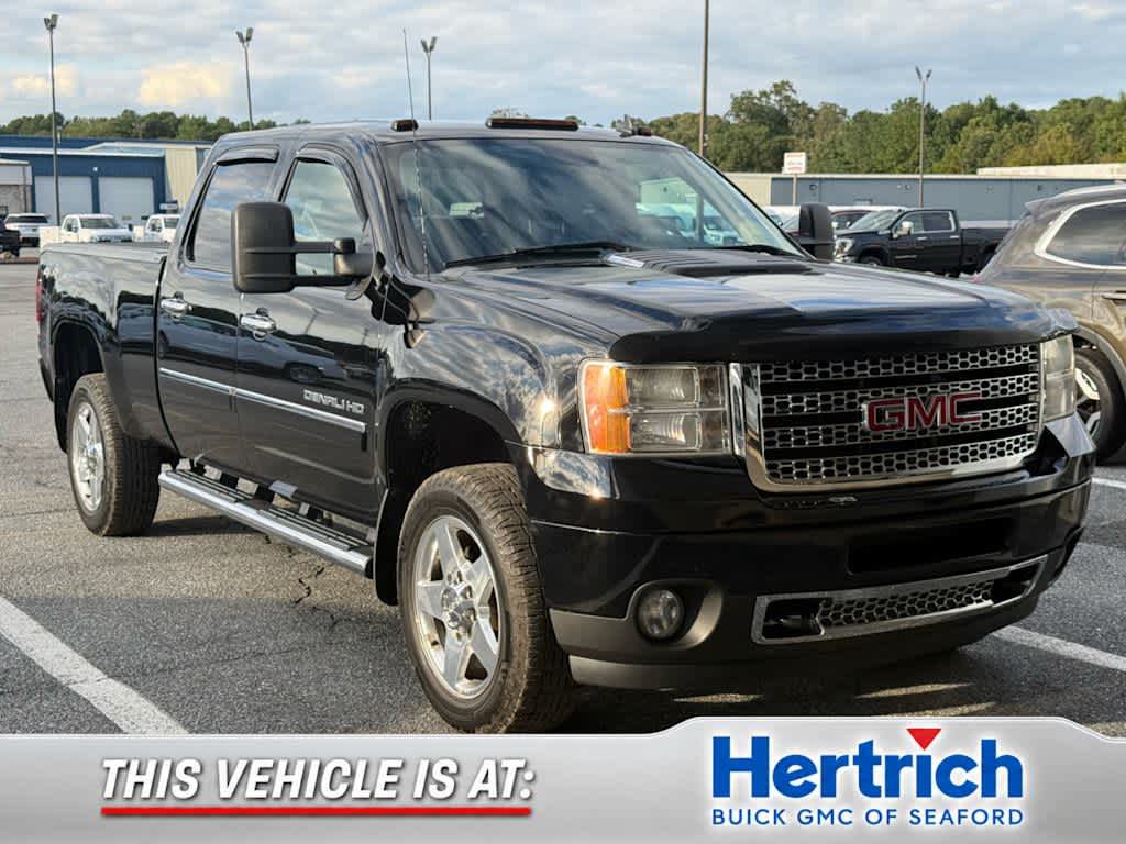 Used 2013 GMC Sierra 2500 Denali AWD/4WD image 1