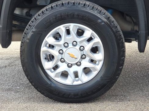 Used 2022 Chevrolet Silverado 2500 LTZ w/ LTZ Convenience Package image 9