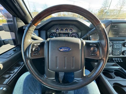 Used 2015 Ford F450 Platinum image 28