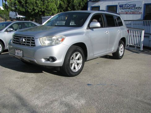 Used 2008 Toyota Highlander 2WD image 2