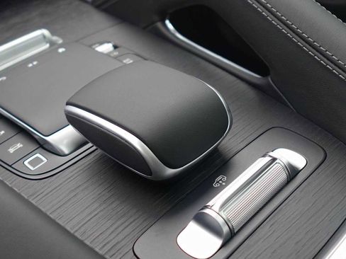 New 2026 Mercedes-Benz GLE 63 AMG S image 60